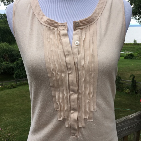 Gap Ruffled Tank - Picture 3 of 8